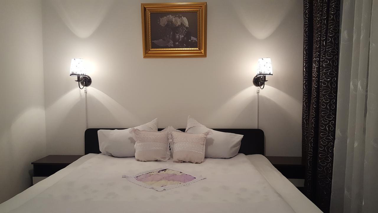 Hotel Confort Drochia Esterno foto