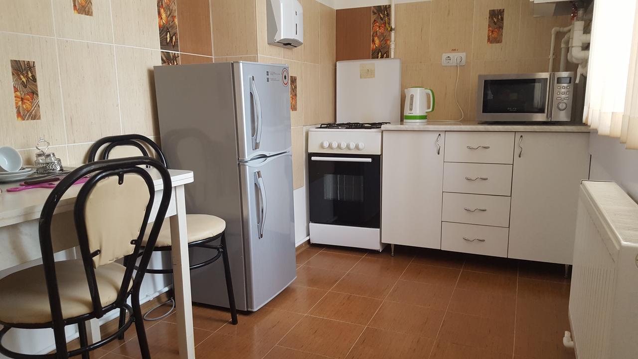 Hotel Confort Drochia Esterno foto